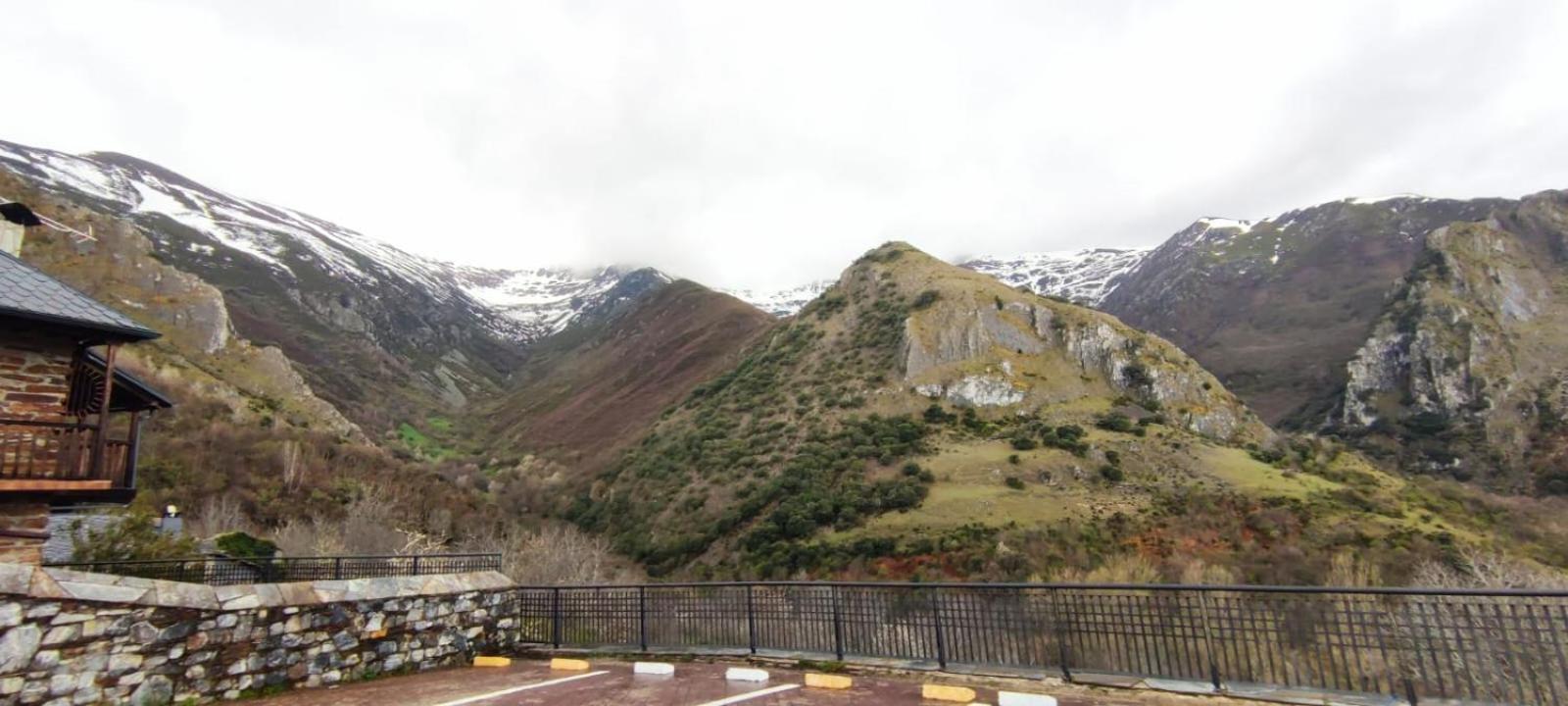 Ferienwohnung El Mirador Del Rosal Ponferrada Exterior foto